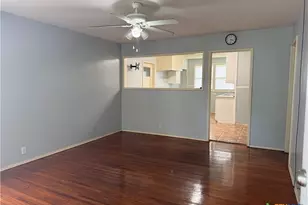 1604 E Mistletoe Ave, Victoria, TX 77901 - Photo 3
