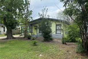 1604 E Mistletoe Ave, Victoria, TX 77901 - Photo 17
