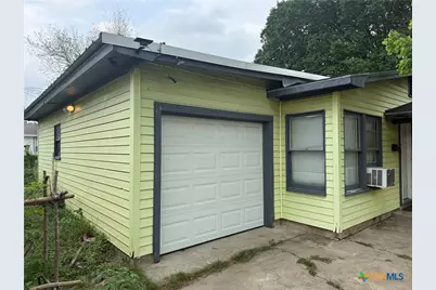 1604 E Mistletoe Avenue, Victoria, TX 77901 - Photo 15