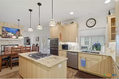 1454 Janets Way, New Braunfels, TX 78130 - Photo 13