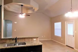 1033 Carolyn Cove, New Braunfels, TX 78130 - Photo 9