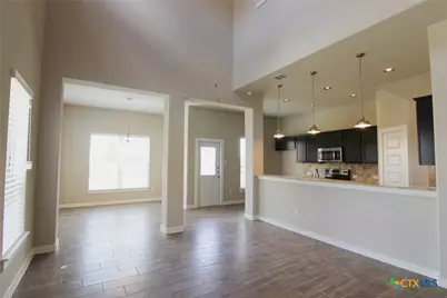 382 Creekside Curve, New Braunfels, TX 78130 - Photo 15