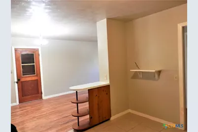 555 N Union Avenue, New Braunfels, TX 78130 - Photo 11