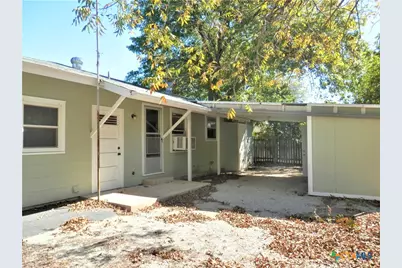 555 N Union Avenue, New Braunfels, TX 78130 - Photo 29