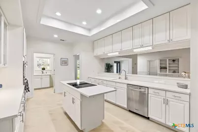 25887 Lewis Ranch Road, New Braunfels, TX 78132 - Photo 15