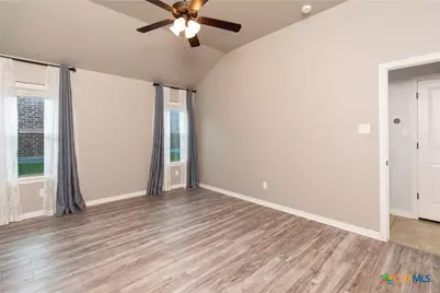 8401 Split Trail Cove, Temple, TX 76502 - Photo 11