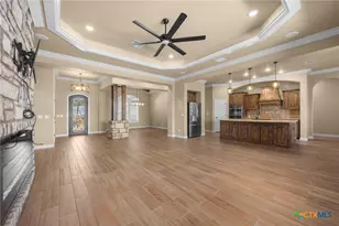 225 Plum Cir, Killeen, TX 76549 - Photo 11