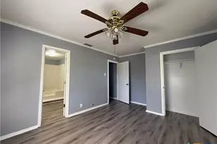 113 Bonham St, Port Lavaca, TX 77979 - Photo 19