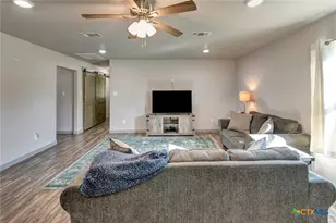 180 Colake Dr, Victoria, TX 77905 - Photo 7