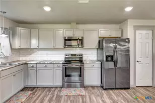 180 Colake Dr, Victoria, TX 77905 - Photo 5