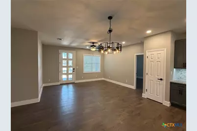 209 Haller Street, Yoakum, TX 77995 - Photo 5