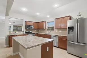 343 Cylamen, New Braunfels, TX 78132 - Photo 3