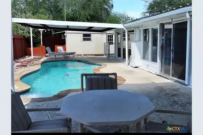 2221 McPherson Drive, Port Lavaca, TX 77979 - Photo 7