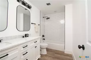 1602 S 13th St, Temple, TX 76504 - Photo 11