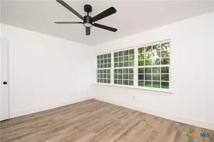 1602 S 13th St, Temple, TX 76504 - Photo 25