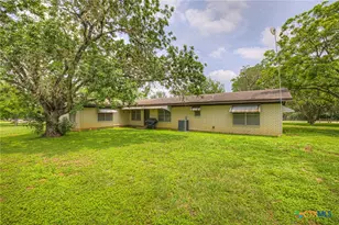 236 Shady Ln, Seguin, TX 78155 - Photo 1