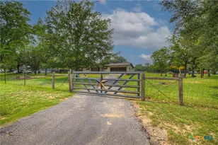 236 Shady Ln, Seguin, TX 78155 - Photo 13