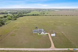129 Lantana Ln, Port Lavaca, TX 77979 - Photo 9