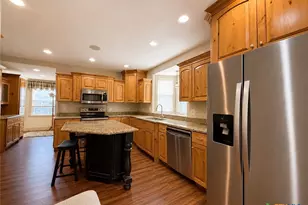 207 S Commerce St, Port Lavaca, TX 77979 - Photo 19