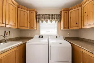207 S Commerce St, Port Lavaca, TX 77979 - Photo 23