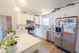 635 E Camp St, New Braunfels, TX 78130 - Photo 13