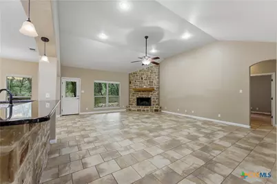 205 Sendera Crossing, La Vernia, TX 78121 - Photo 11
