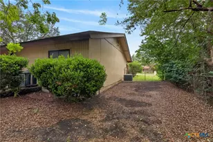 5250 Round Table Dr, San Antonio, TX 78218 - Photo 11
