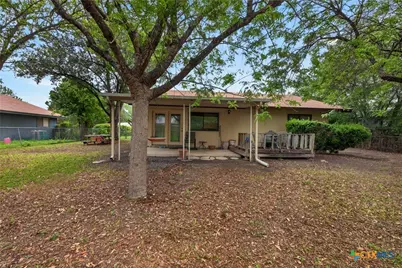 5250 Round Table Drive, San Antonio, TX 78218 - Photo 9