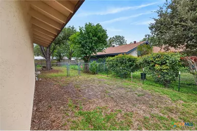 5250 Round Table Drive, San Antonio, TX 78218 - Photo 5