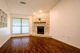 303 Stewart St, Marble Falls, TX 78654 - Photo 13