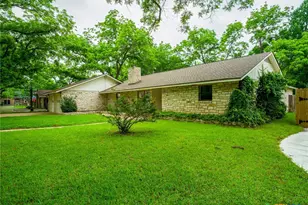 303 Stewart St, Marble Falls, TX 78654 - Photo 5