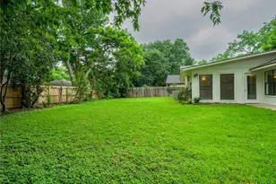 303 Stewart St, Marble Falls, TX 78654 - Photo 43