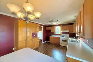 109 River Rd, Tivoli, TX 77990 - Photo 19