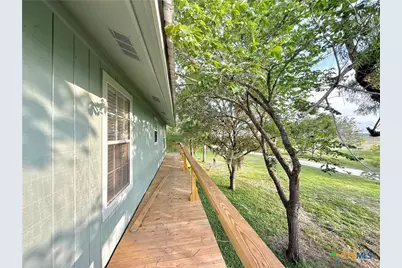 109 River Road, Tivoli, TX 77990 - Photo 9