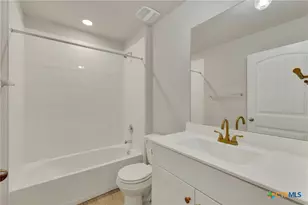800 Bahia Pl, Seguin, TX 78155 - Photo 25