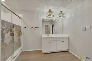 800 Bahia Pl, Seguin, TX 78155 - Photo 23