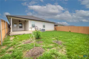800 Bahia Pl, Seguin, TX 78155 - Photo 33