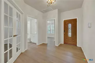 800 Bahia Pl, Seguin, TX 78155 - Photo 5