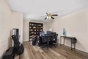 2412 Williamson Rd, Lockhart, TX 78644 - Photo 37