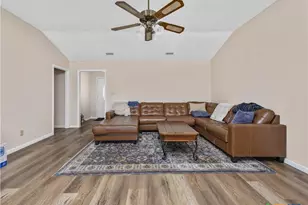 2412 Williamson Rd, Lockhart, TX 78644 - Photo 3