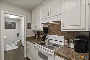1435 E Zipp Rd, New Braunfels, TX 78130 - Photo 33