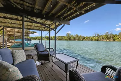 1435 E Zipp Road, New Braunfels, TX 78130 - Photo 7