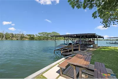 1435 E Zipp Road, New Braunfels, TX 78130 - Photo 1