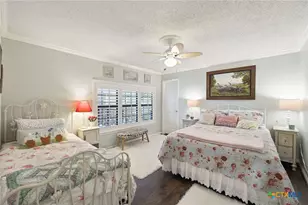 1435 E Zipp Rd, New Braunfels, TX 78130 - Photo 27