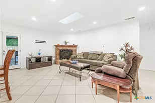 302 W Anderson Ave, Copperas Cove, TX 76522 - Photo 7