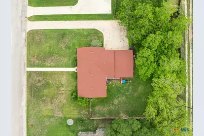 908 S Laurel Avenue, Luling, TX 78648 - Photo 3