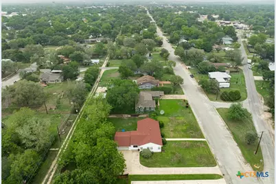 908 S Laurel Avenue, Luling, TX 78648 - Photo 23