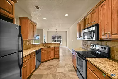 1705 Sudberg, Seguin, TX 78155 - Photo 7