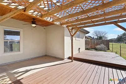 1705 Sudberg, Seguin, TX 78155 - Photo 17
