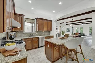 1029 Gruene Rd, New Braunfels, TX 78130 - Photo 15